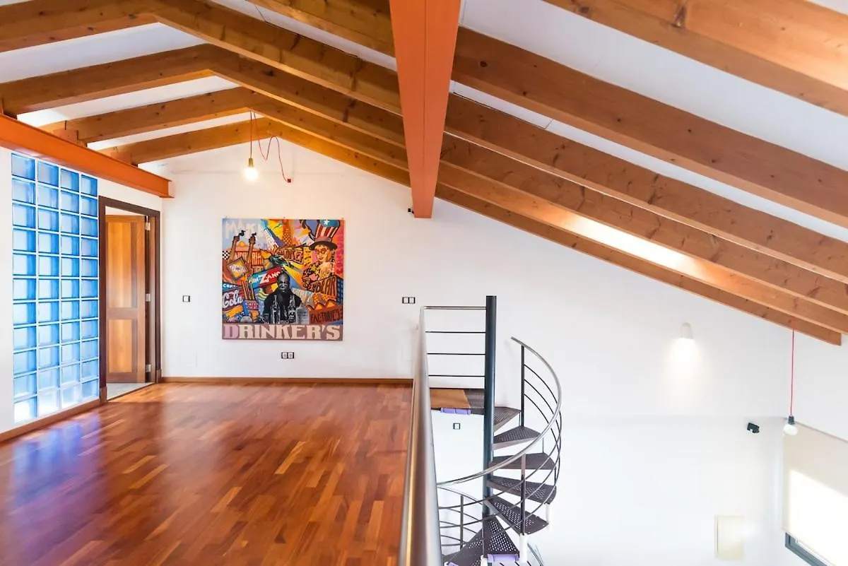 Apartamento Spacious, Central Right On The Beach, Large Terrace Ballerics España